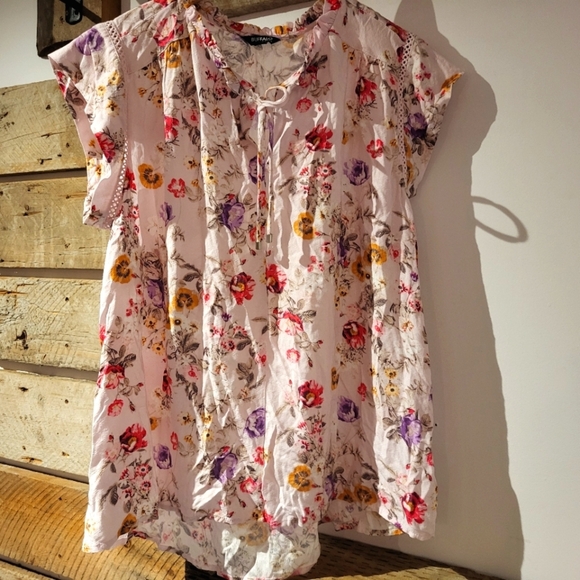 BUFFALO Floral Short Sleeve Blouse - Picture 1 of 6